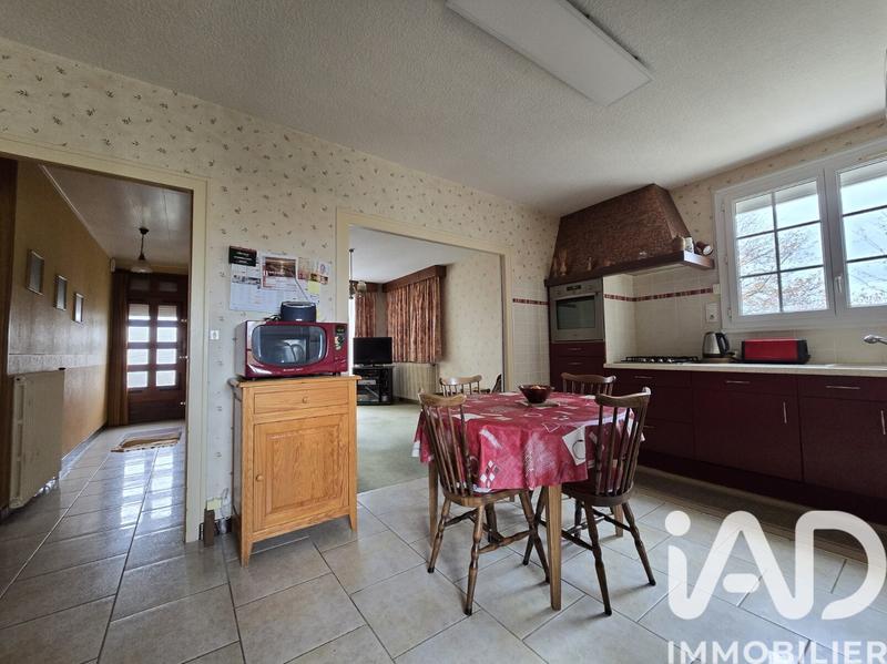 Maison - 188 m² - 8 pièces