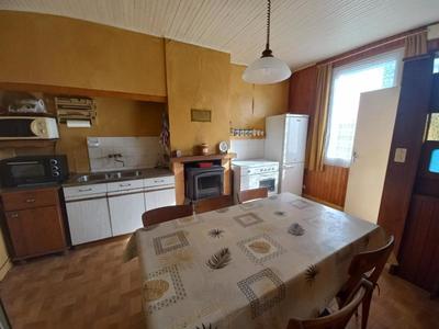 Maison - 85 m² - 4 pièces