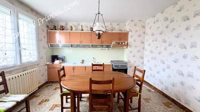 Maison - 129 m² - 10 pièces