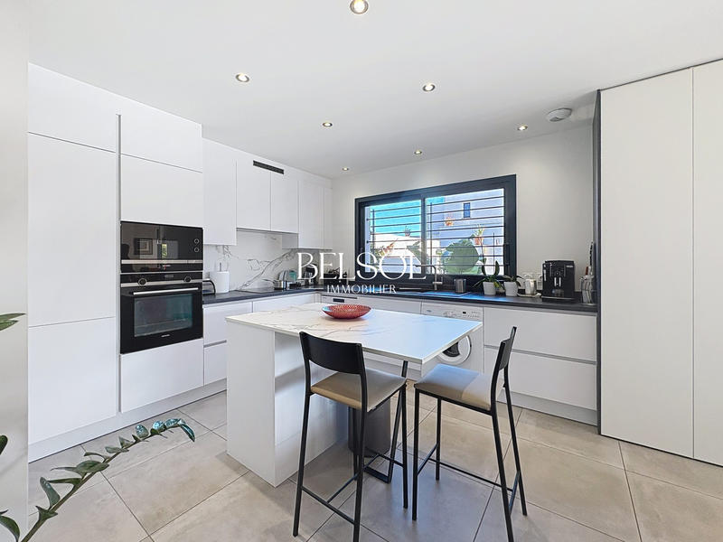 Maison contemporaine - 97 m² - 5 pièces