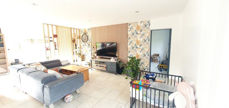 Maison - 200 m² - 8 pièces