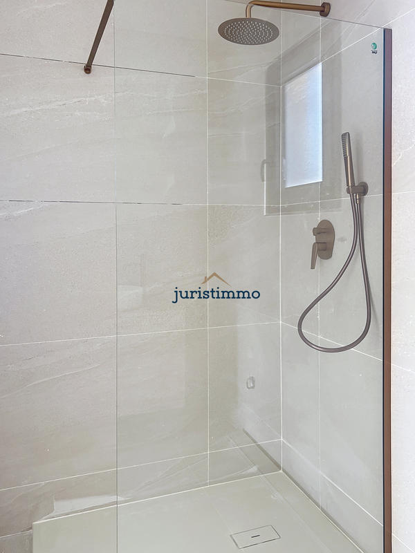 Villa - 156 m² - 5 pièces