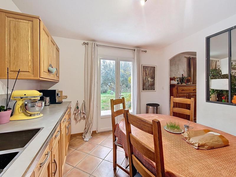 Maison - 200 m² - 7 pièces