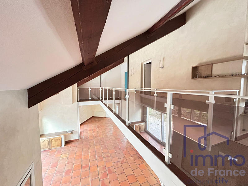 Villa - 300 m² - 9 pièces