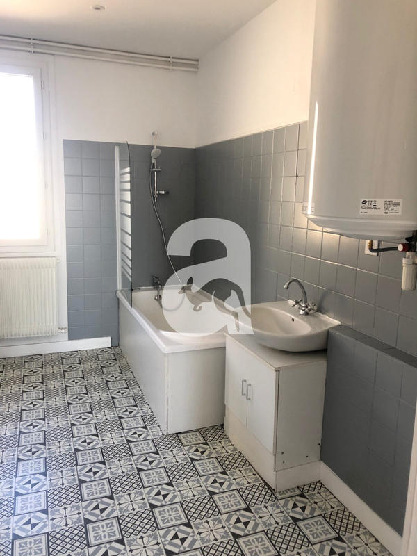 Appartement - 108 m² - 3 pièces