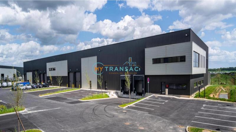 Local d'activités - 3 287 m²