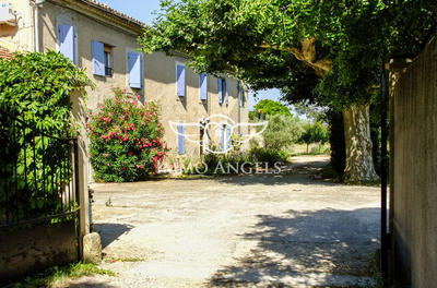 Maison ancienne - 360 m² - 18 pièces