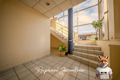 Immeuble - 1 300 m²