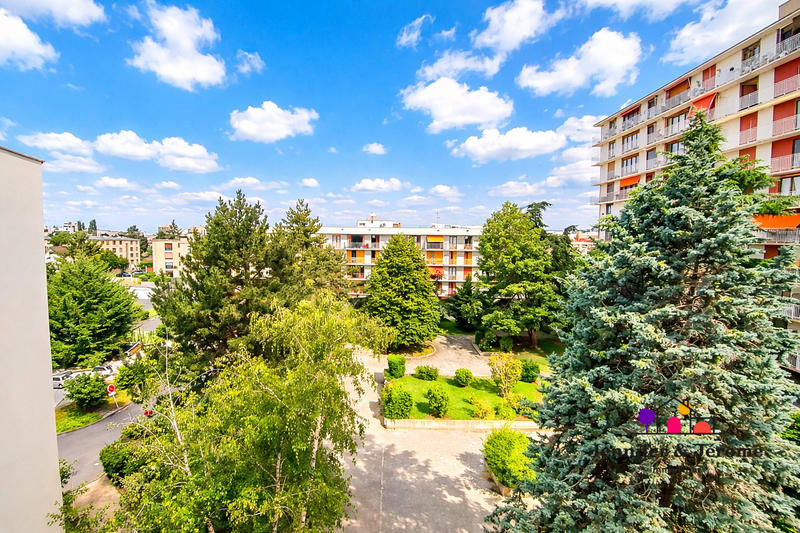 Appartement - 72 m² - 4 pièces