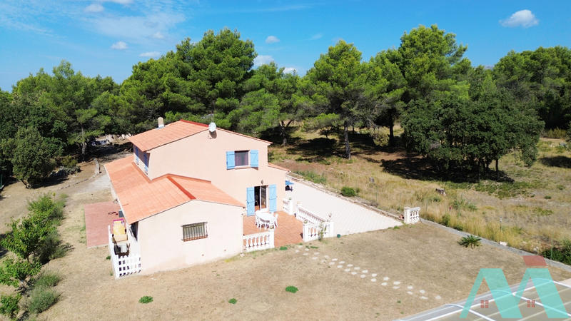 Maison - 170 m² - 6 pièces