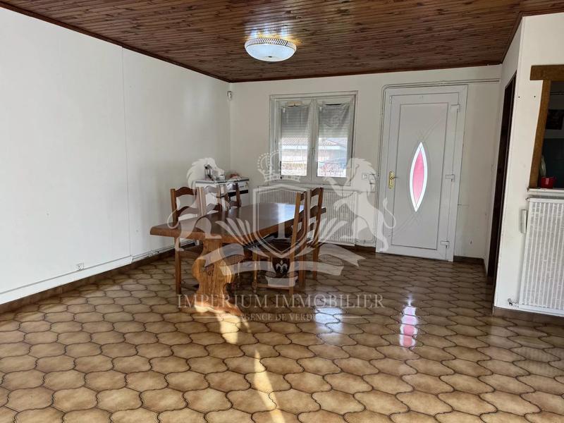 Maison - 96 m² - 6 pièces