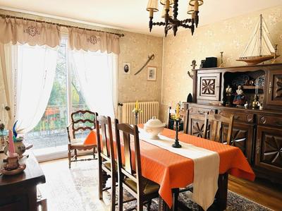 Maison - 86 m² - 4 pièces