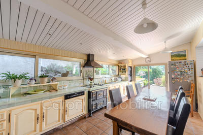 Maison - 164 m² - 6 pièces