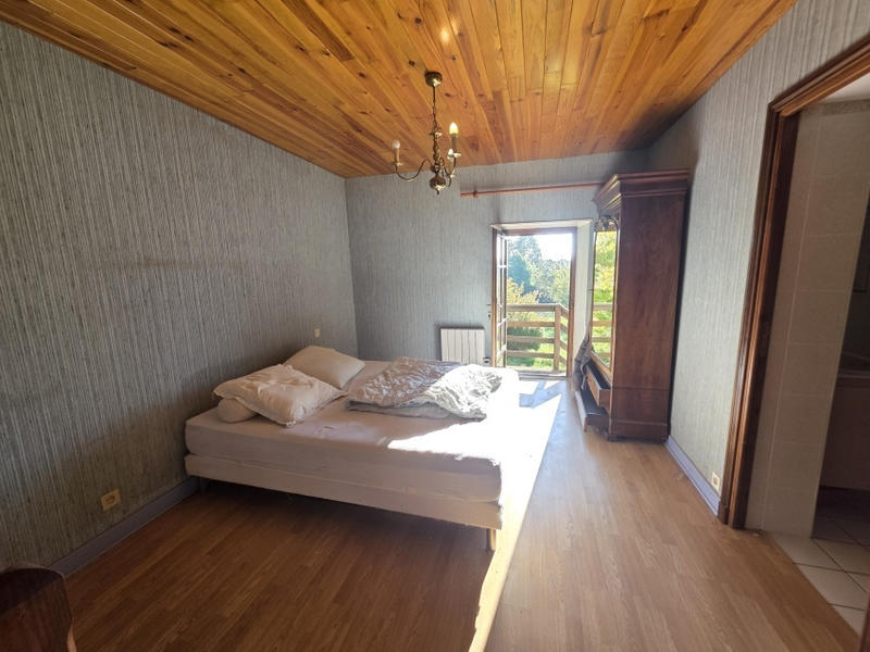 Maison - 143 m² - 7 pièces