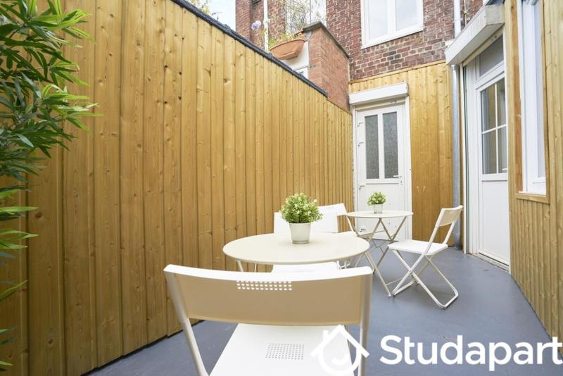 Chambre - 10 m² - 1 pièce