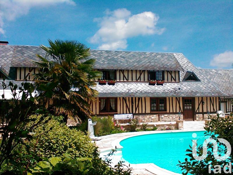 Maison - 355 m² - 9 pièces