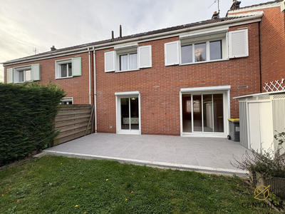 Maison - 106 m² - 6 pièces