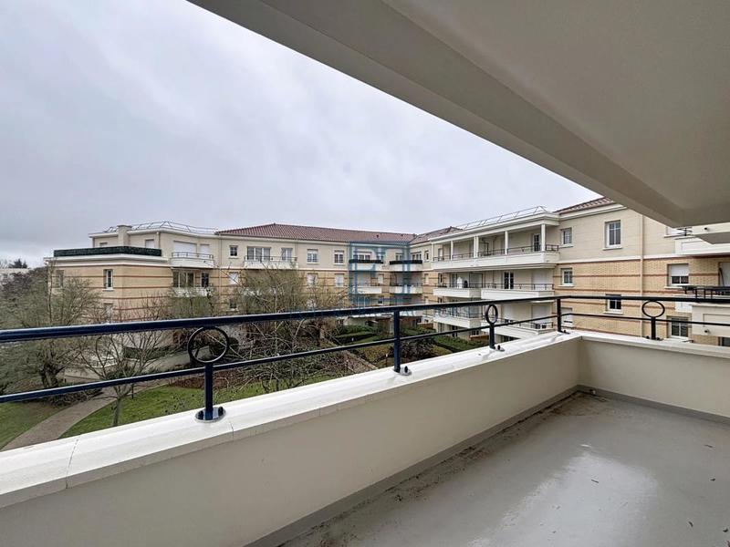 Appartement - 84 m² - 4 pièces