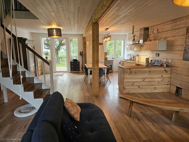 Propriété - 224 m² - 8 pièces