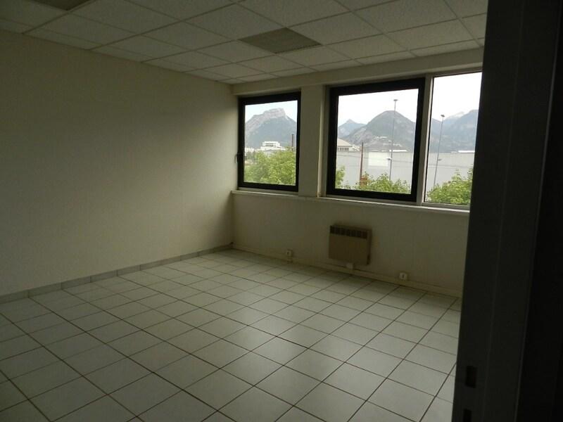 Bureau - 127 m² - 4 pièces