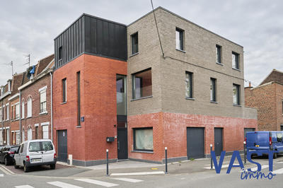 Maison contemporaine - 164 m² - 5 pièces