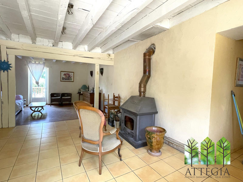 Maison - 180 m² - 5 pièces