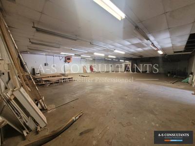 Local d'activité / Entrepôt - 600 m²