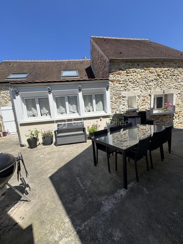 Maison - 165 m² - 6 pièces