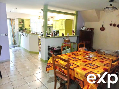 Maison - 110 m² - 6 pièces