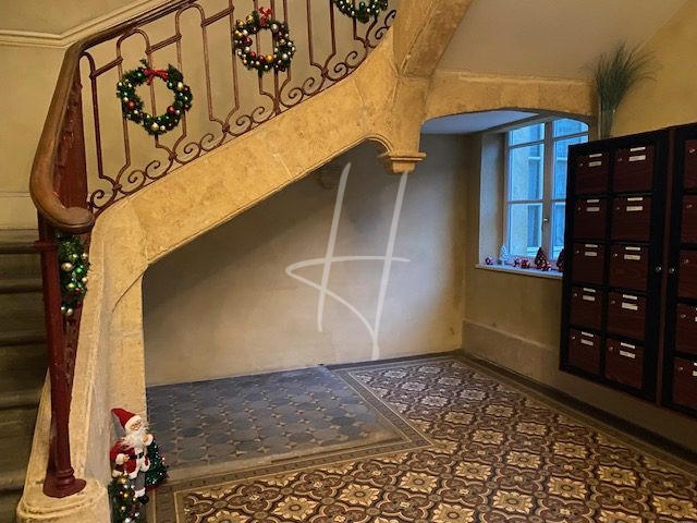 Appartement - 65 m² - 2 pièces