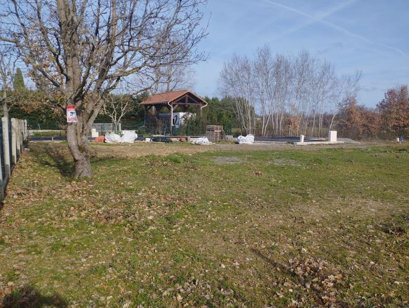 Terrain constructible - 583 m²