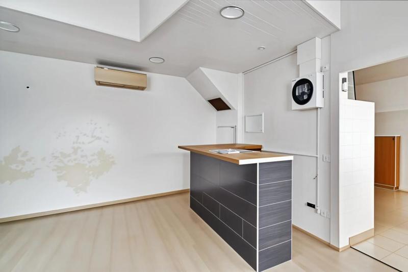 Appartement - 145 m² - 7 pièces