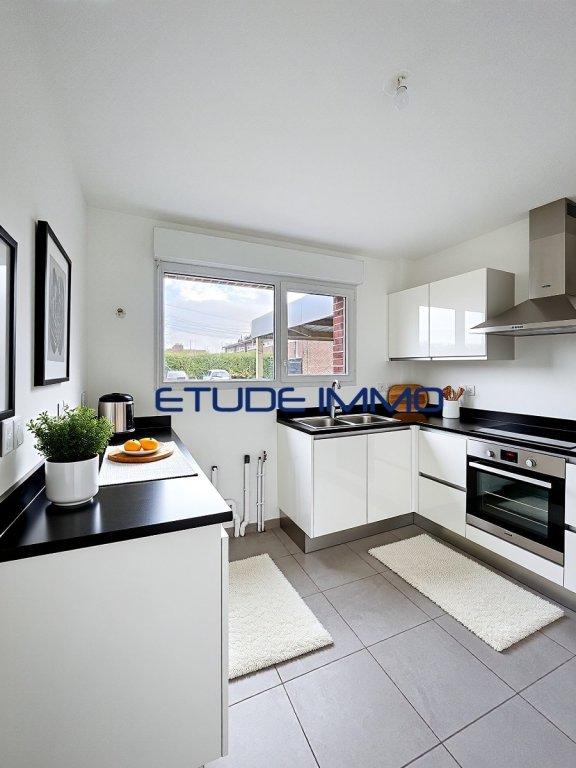 Maison - 84 m² - 4 pièces