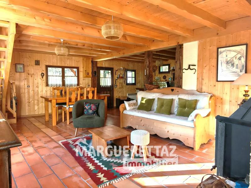 Châlet - 102 m² - 4 pièces