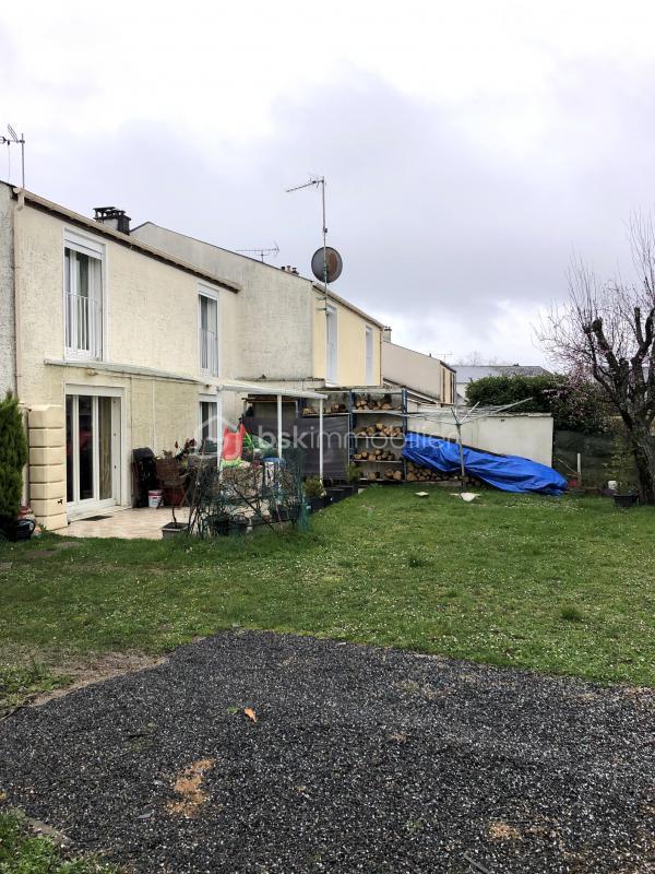 Pavillon - 157 m² - 8 pièces