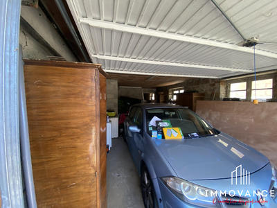 Maison - 211 m² - 11 pièces