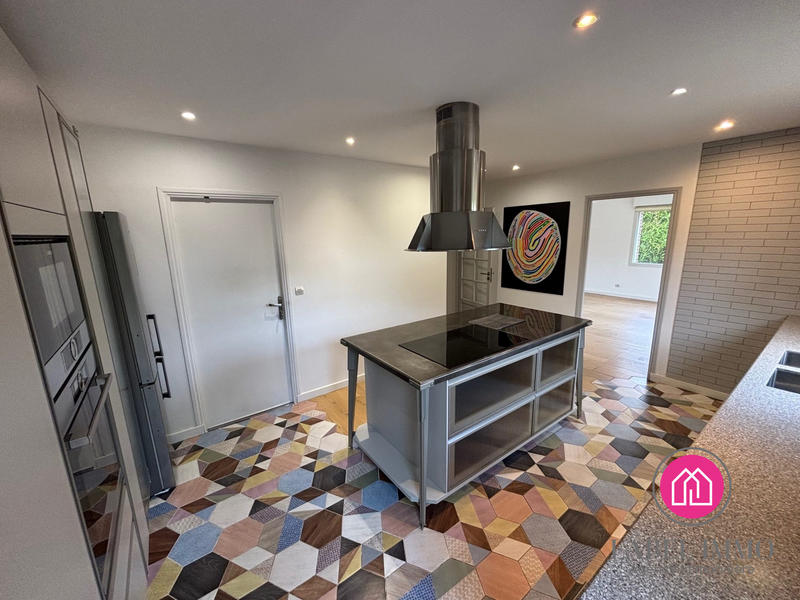 Maison - 120 m² - 7 pièces