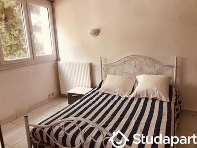 Appartement - 70 m² - 5 pièces