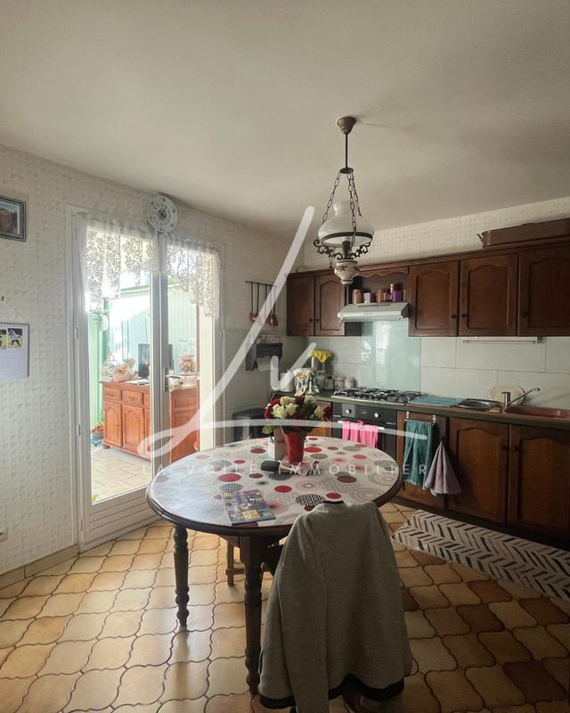 Maison - 104 m² - 5 pièces