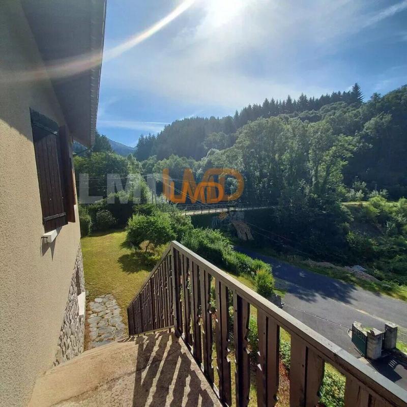 Maison - 147 m² - 6 pièces