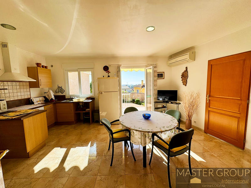 Viager - Maison - 163 m² - 6 pièces