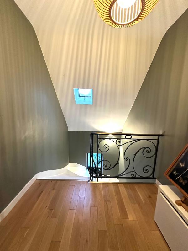 Maison - 188 m² - 8 pièces