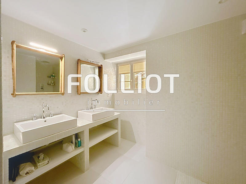 Appartement - 118 m² - 4 pièces