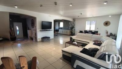 Maison - 250 m² - 7 pièces