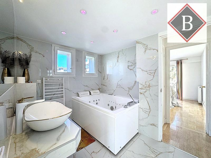 Appartement - 97 m² - 4 pièces