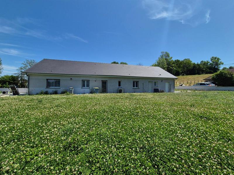 Maison - 160 m² - 7 pièces