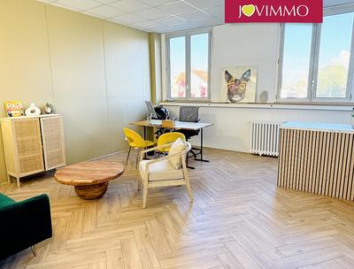 Bureau - 315 m² - 13 pièces