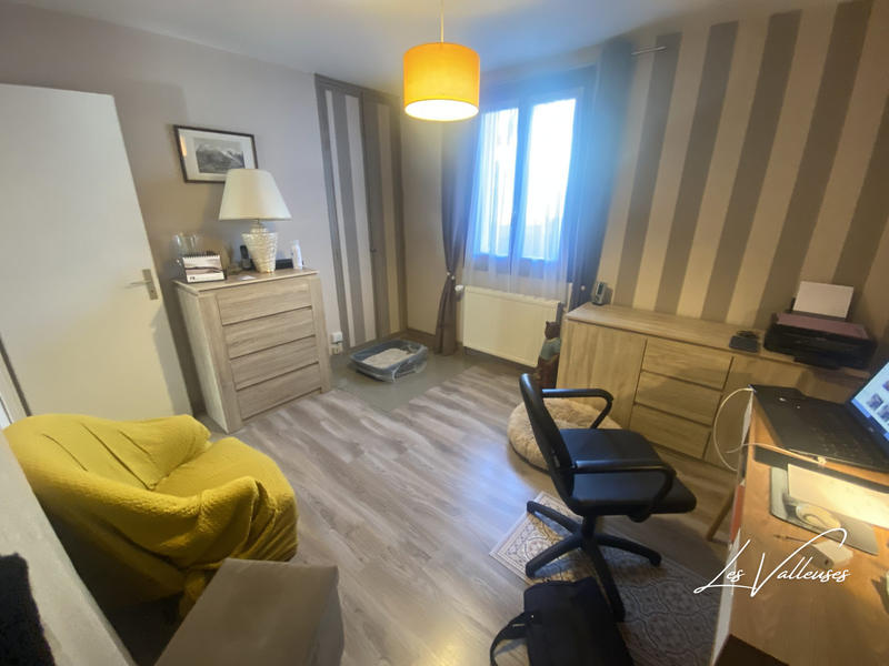 Maison traditionnelle - 129 m² - 6 pièces