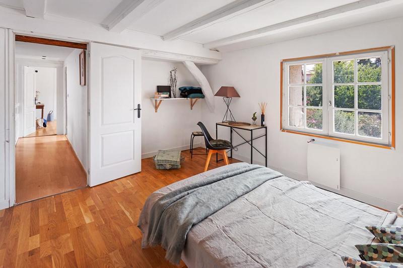 Maison - 198 m² - 7 pièces