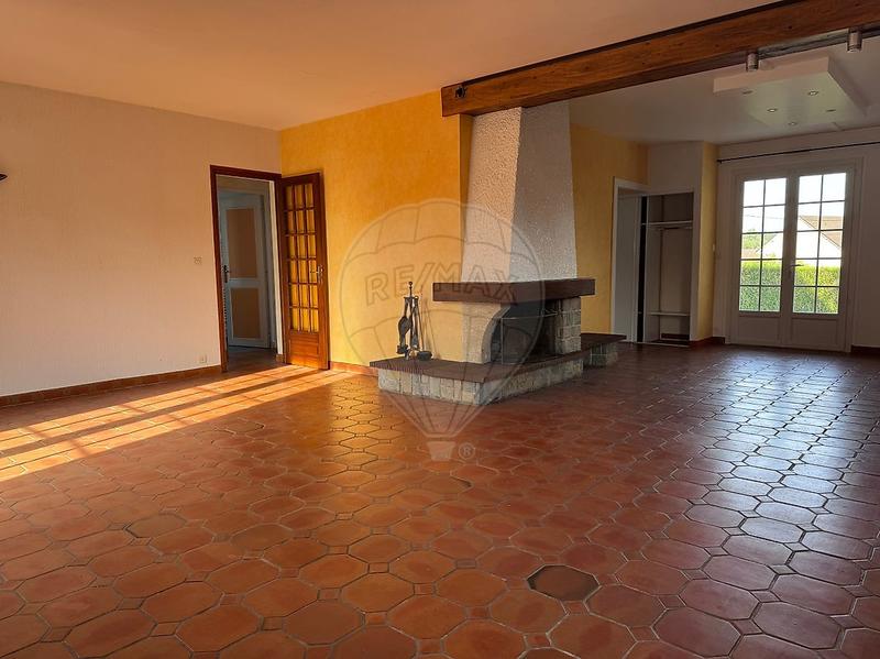 Maison - 161 m² - 6 pièces